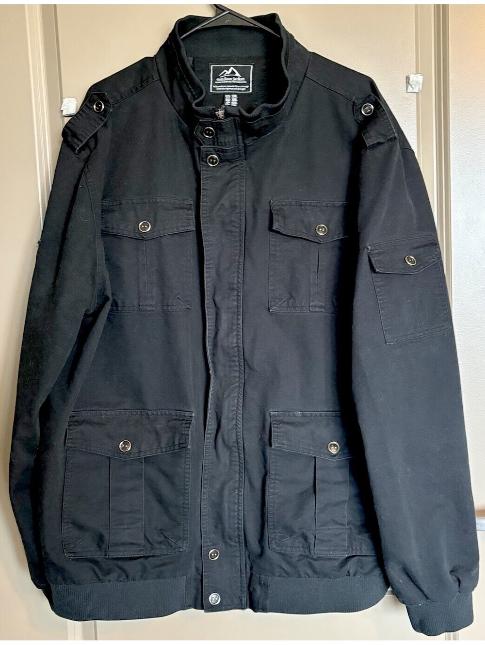 Outdoor Jacket Men’s Medium Weight Jacket